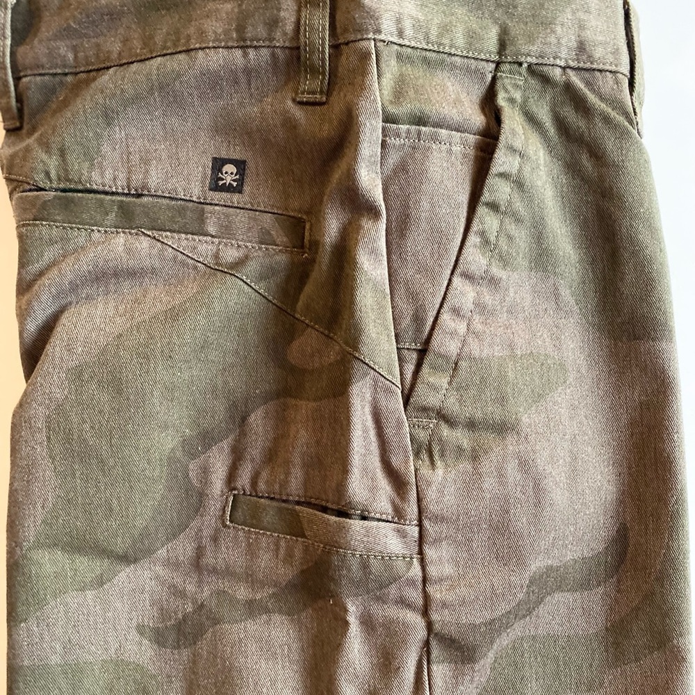 Tony Hawk Shorts - Picture 3 of 12